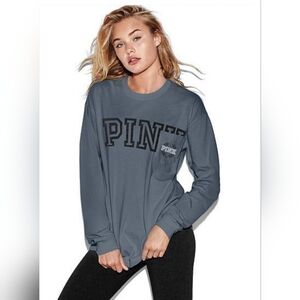 🌸PINK Victoria's Secret Women's Blue Long Sleeve Top🌸